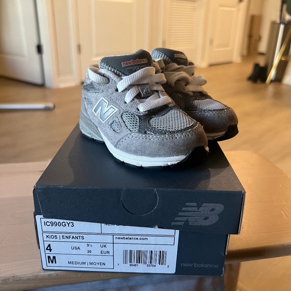New balance 990 - Picture 1 of 4